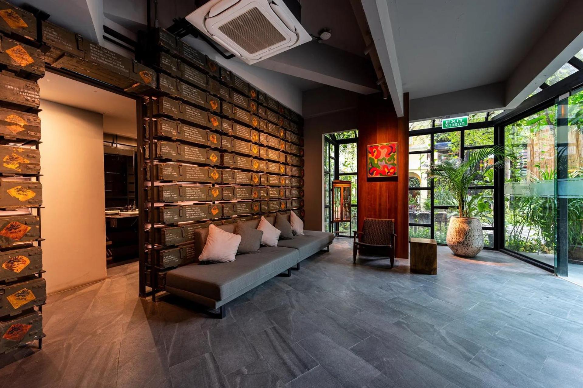 515 Victory Hotel Bangkok Exterior photo