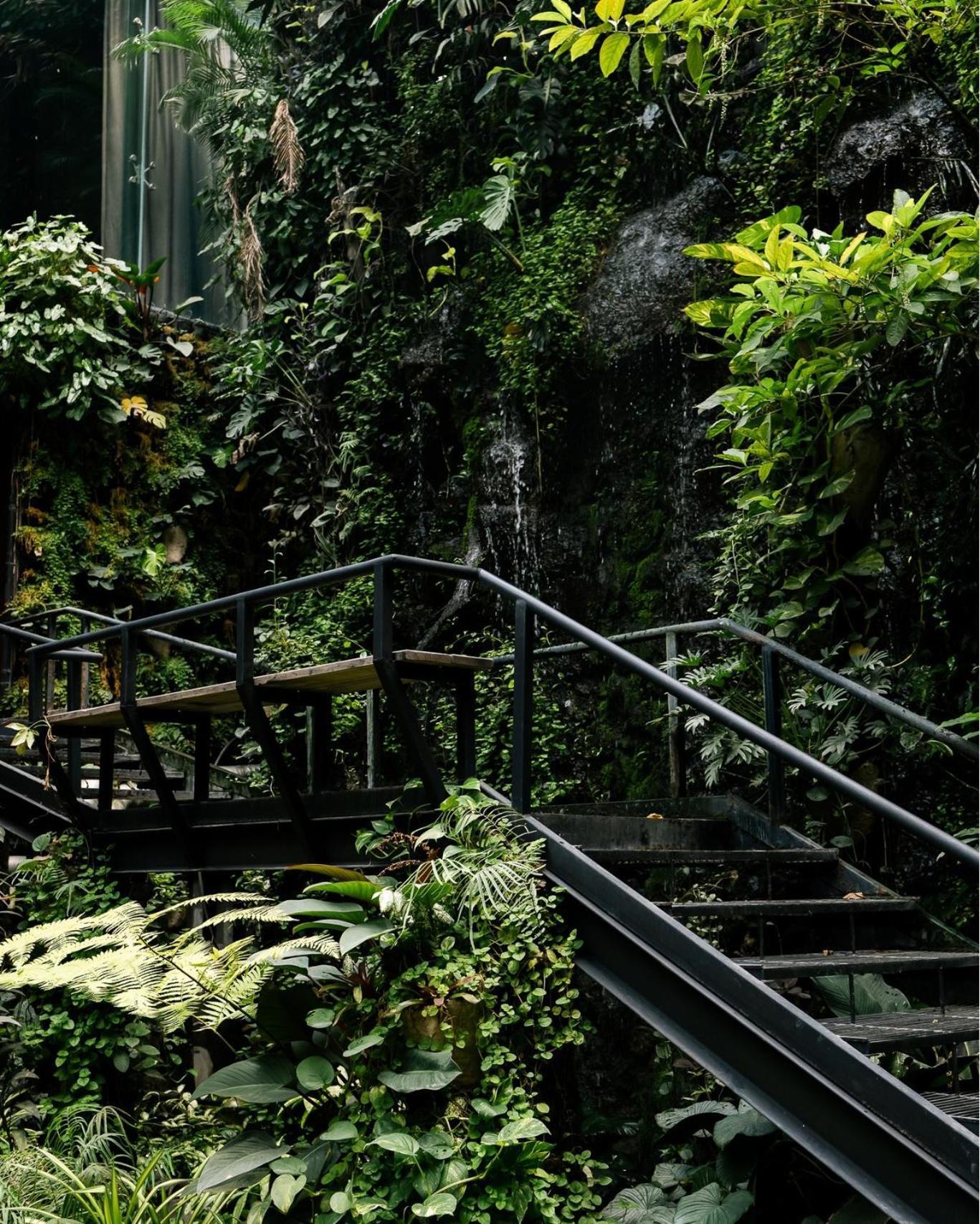 515 Victory Hotel Bangkok Exterior photo