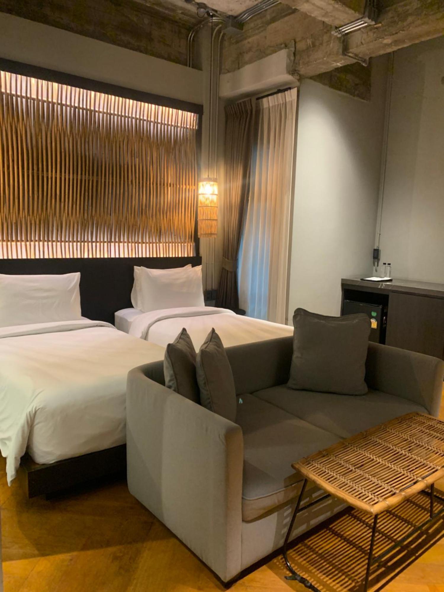 515 Victory Hotel Bangkok Exterior photo